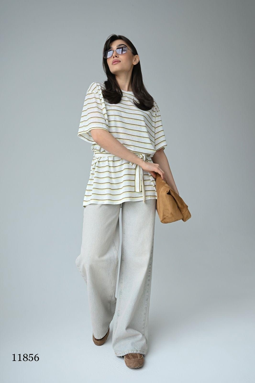 джемпер оверсайз,оригинальный джемпер,джемпер,трикотажный джемпер оверсайз,брюки модные