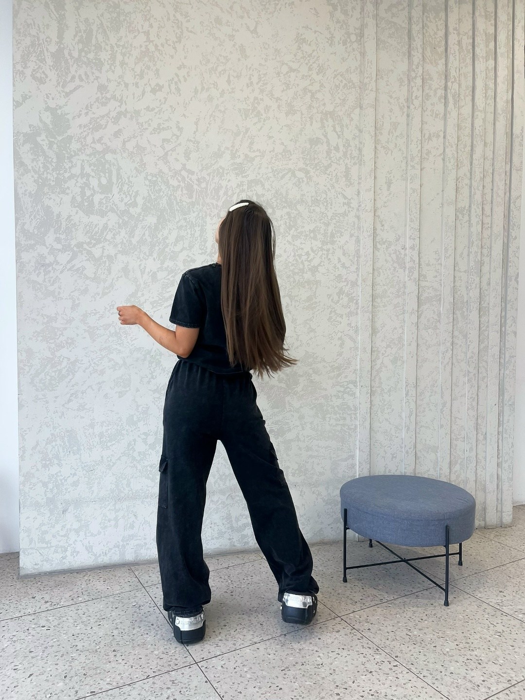 стильный костюм,костюм с карманом,костюм женский спортивный,костюм серый,костюм с брюками карго