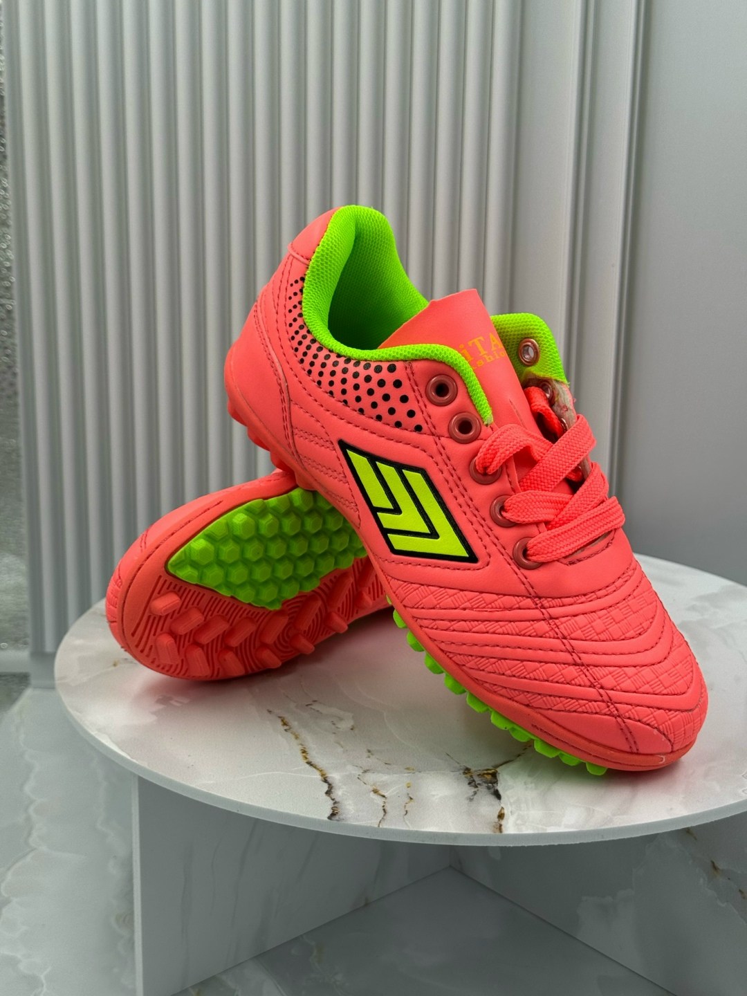 сороконожки футбольные детские,бутсы футбольные сороконожки,сороконожки футбольные,бутса футбольный,сороконожка для футбола