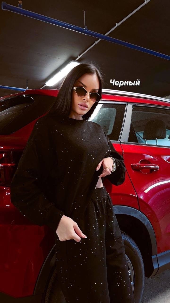 костюм спортивный,велюровый костюм,костюм в стразиках,костюм стразы,женский костюм