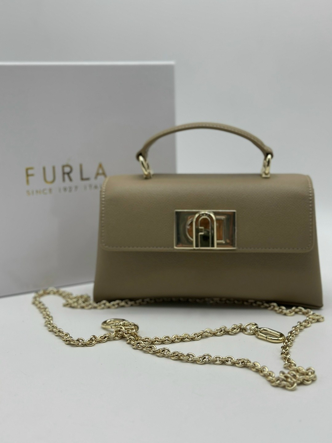 женская сумка furla,сумка furla,сумки фурла,сумка furla белая,сумка furla furla 1927 mini crossbody