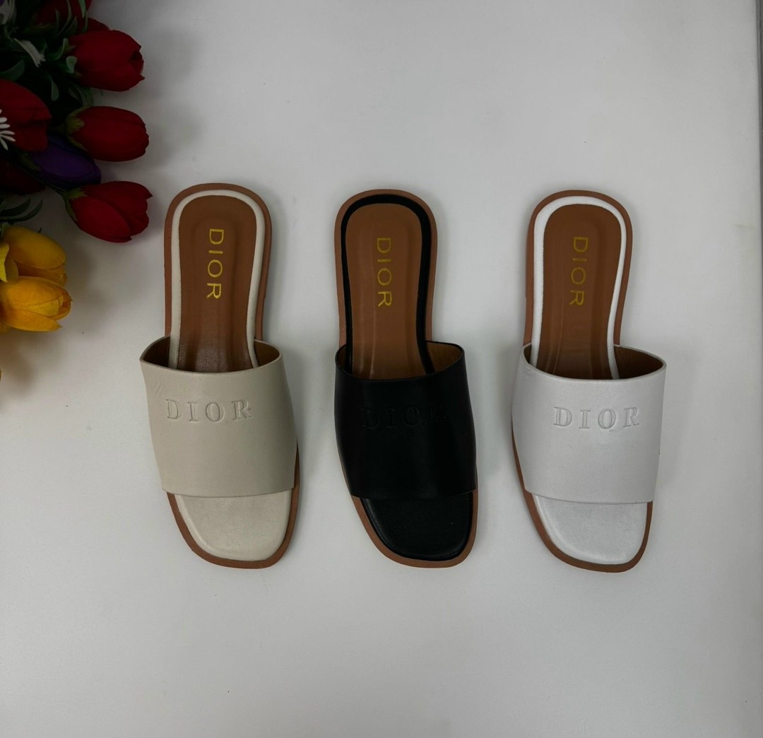 женские шлепанцы,шлепанцы летние,,шлепки женские,тапочки модные