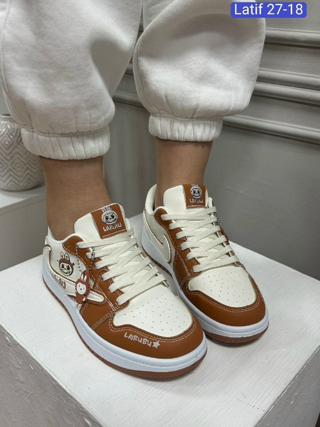 ,кроссовки женскиe,повседневные кроссовки,спортивная ,оригинальные кроссовки