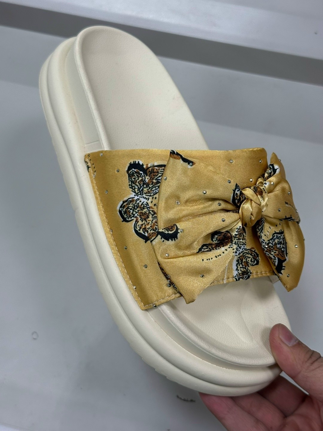 женские шлепанцы,,модные тапочки,женские тапки,женские тапочки