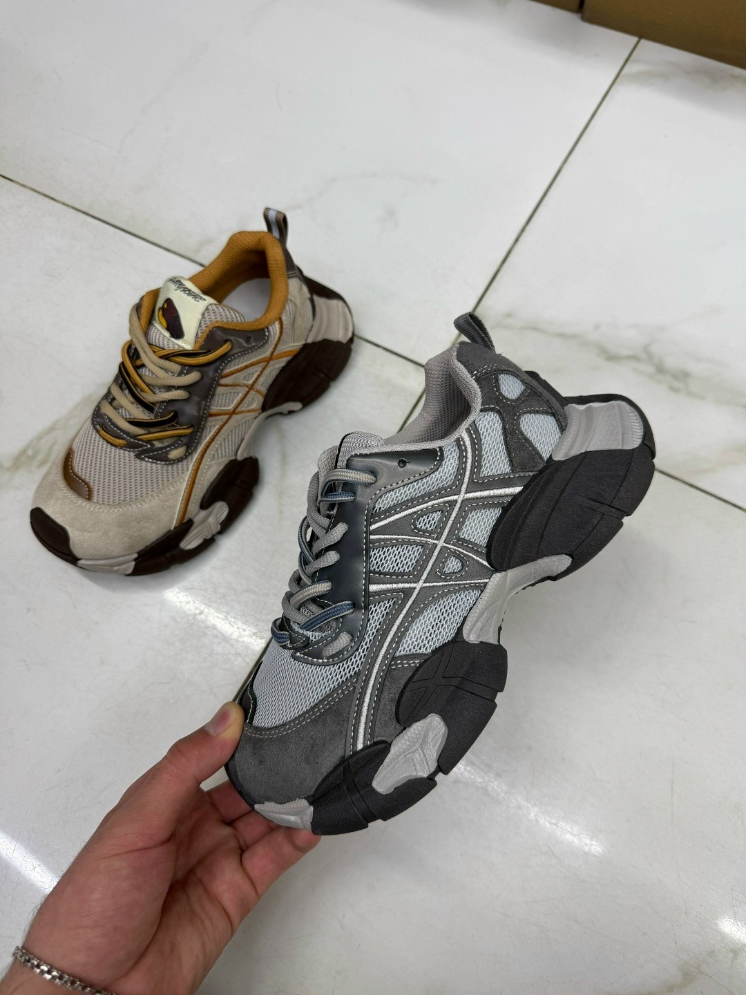 кроссовки женскиe,,массивные кроссовки,кроссовки повседневные,кроссовки