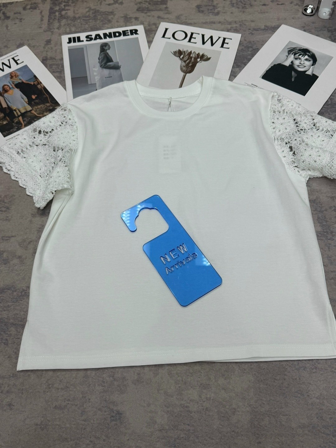 футболка кружевная,футболка с кружевами,блузка кружевная,футболка с кружевными рукавами,футболка с кружевом женская