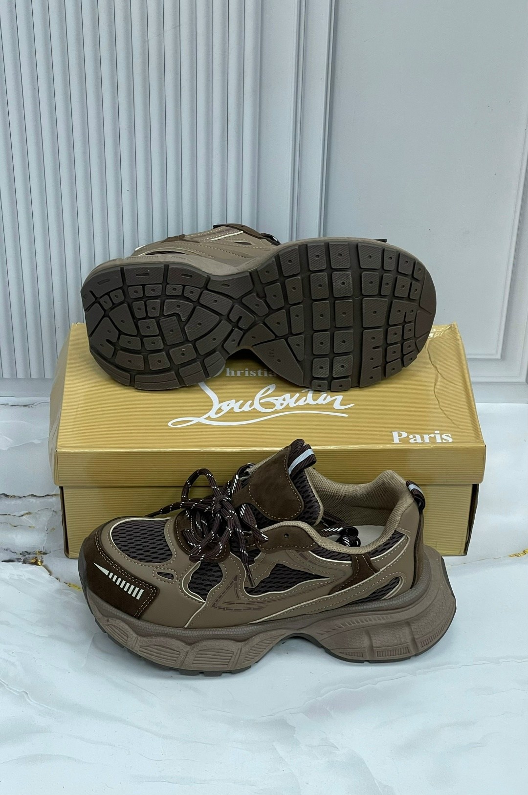 женские кроссовки,женские массивные кроссовки,женские кроссовки на массивной платформе,,женская спортивная , женские кроссовки на массивной платформе