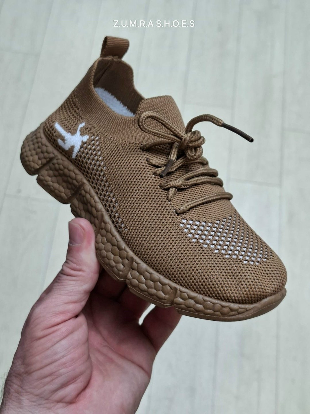 ,детские кроссовки,кроссовки изики,кроссовки облегченные,кроссовки текстильные