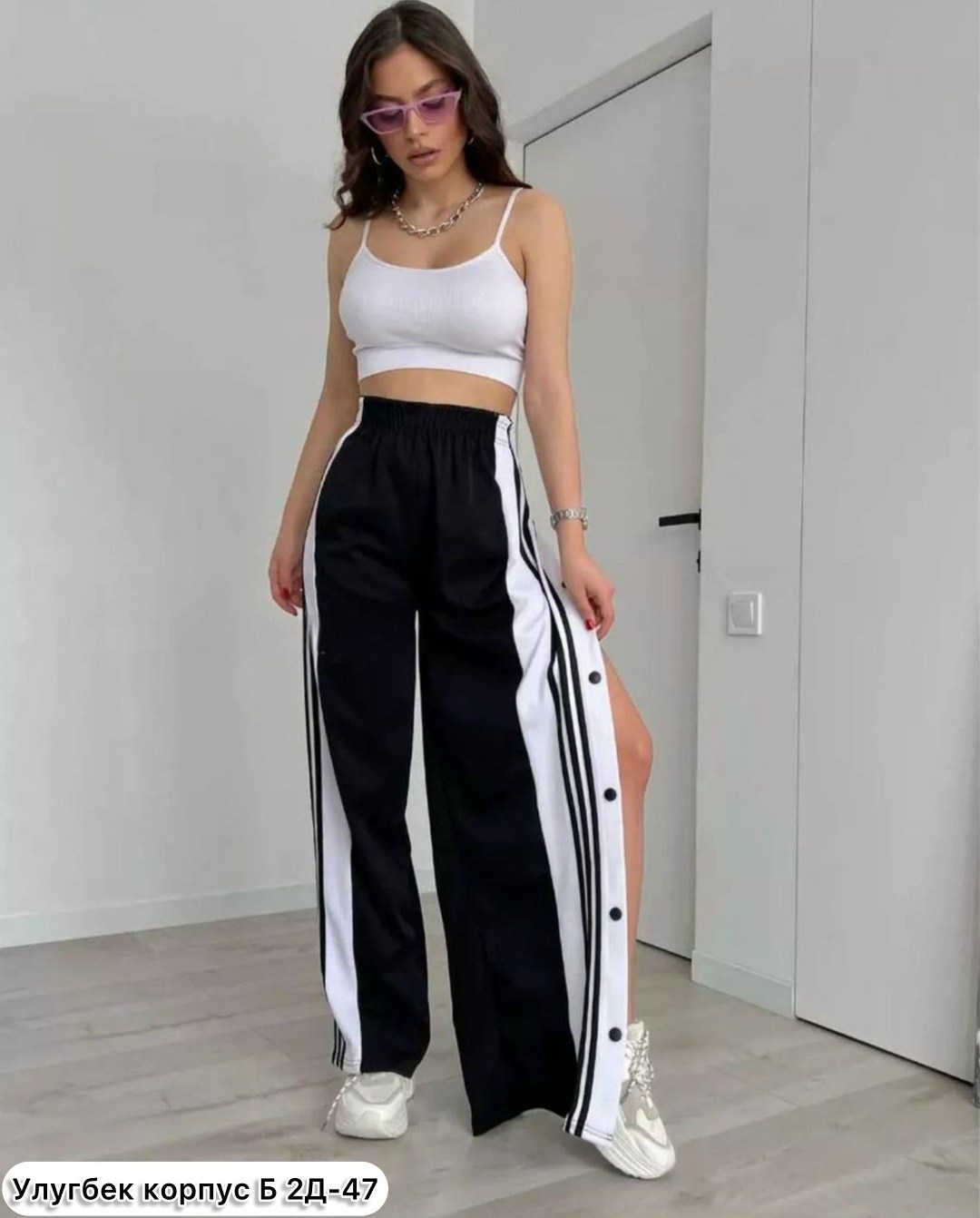 спортивные женские штаны,брюки в спортивном стиле,спортивные штаны 2026 женские,брюки женские спортивные свободные,широкие штаны адидас женские с лампасами