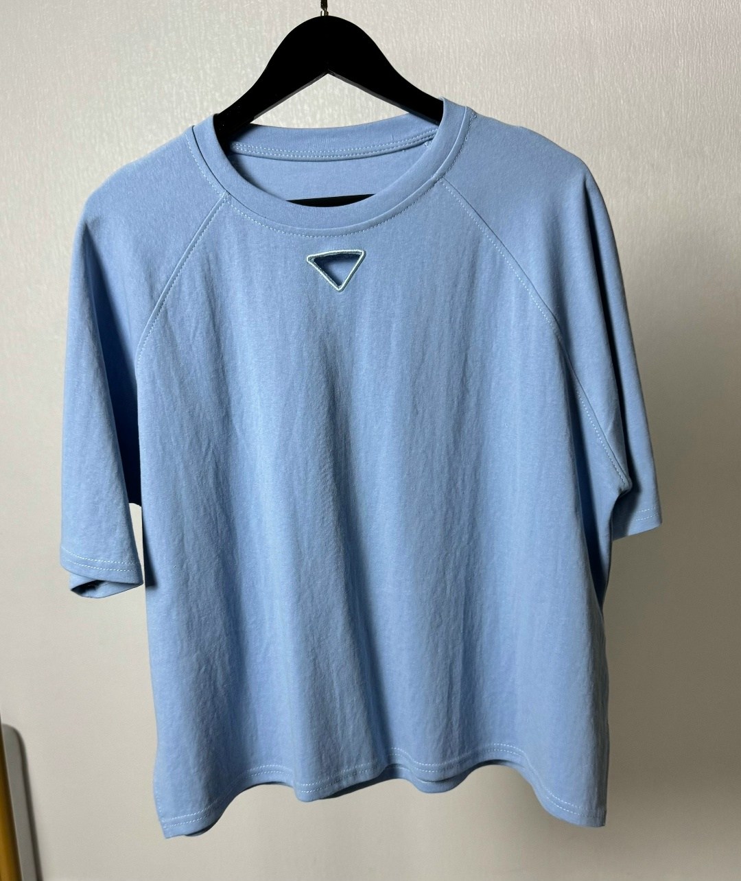 женская футболка,базовая женская футболка,футболки оверсайз женские,голубая футболка оверсайз,футболки модные