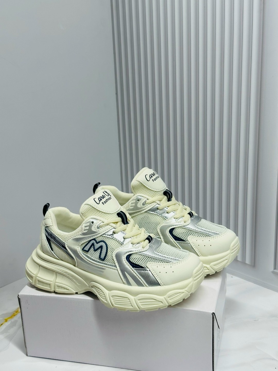 кроссовки женские,кроссовки,кроссовки для женщин,кроссовки эко,модные кроссовки