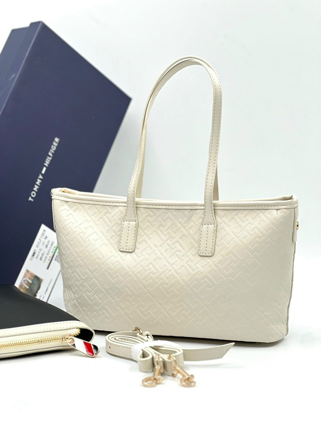 сумка тоут tommy hilfiger,сумка tommy hilfiger,tommy hilfiger сумка женская,сумки женская,сумка
