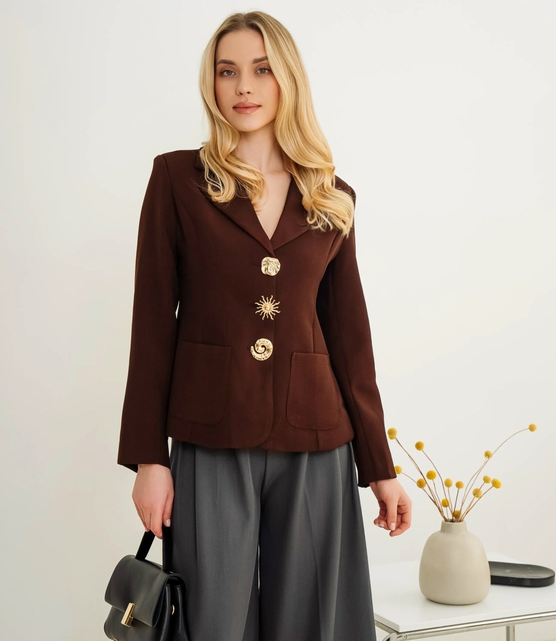 жакет,пиджак,черный жакет,жакет приталенный,пиджак черный