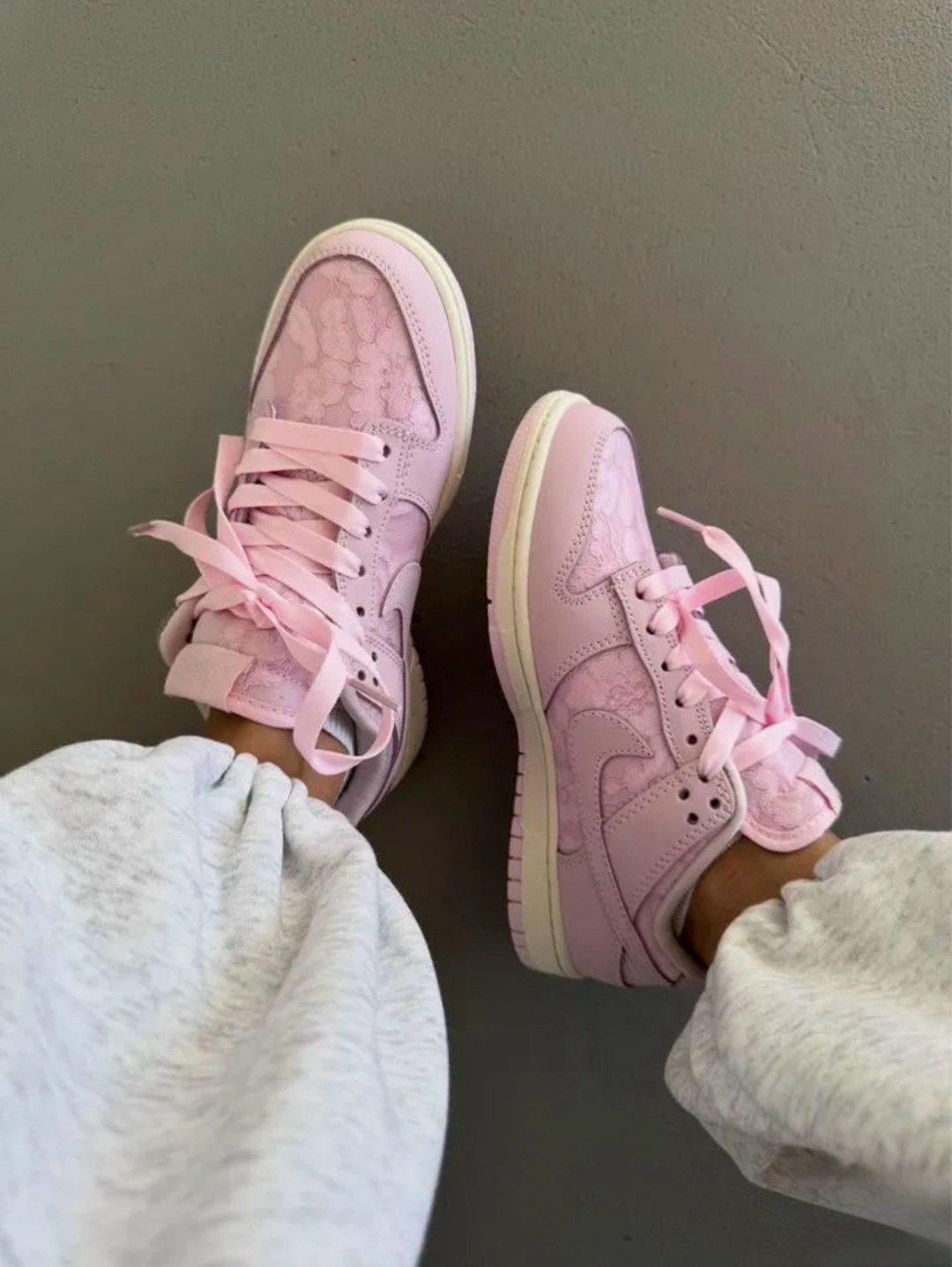 nike розовые кроссовки dunk для женщин,nike dunk low triple pink,nike розовые кроссовки,кроссовки найк розовые,nike розовые