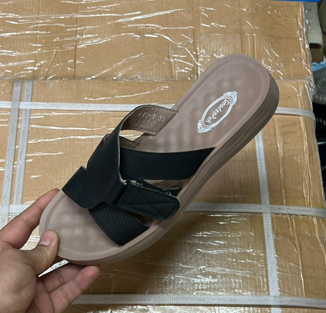 мужские шлепанцы,,шлепанцы женские,шлепки мужские,босоножки сандали