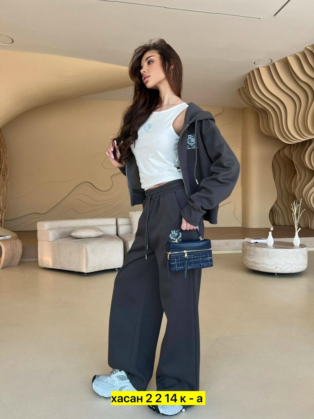 женский костюм,стильные костюмы,женский спортивный костюм,костюм тройка женский,костюм тройка