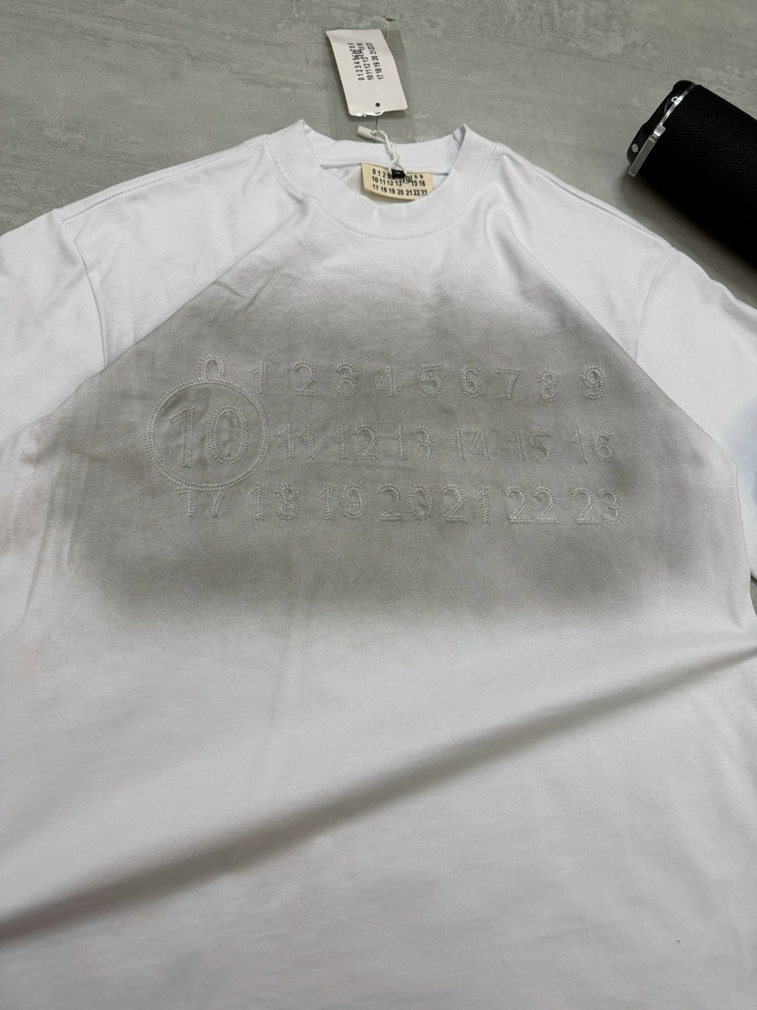 мужская футболка,футболка голубая,футболка,брендовые футболки