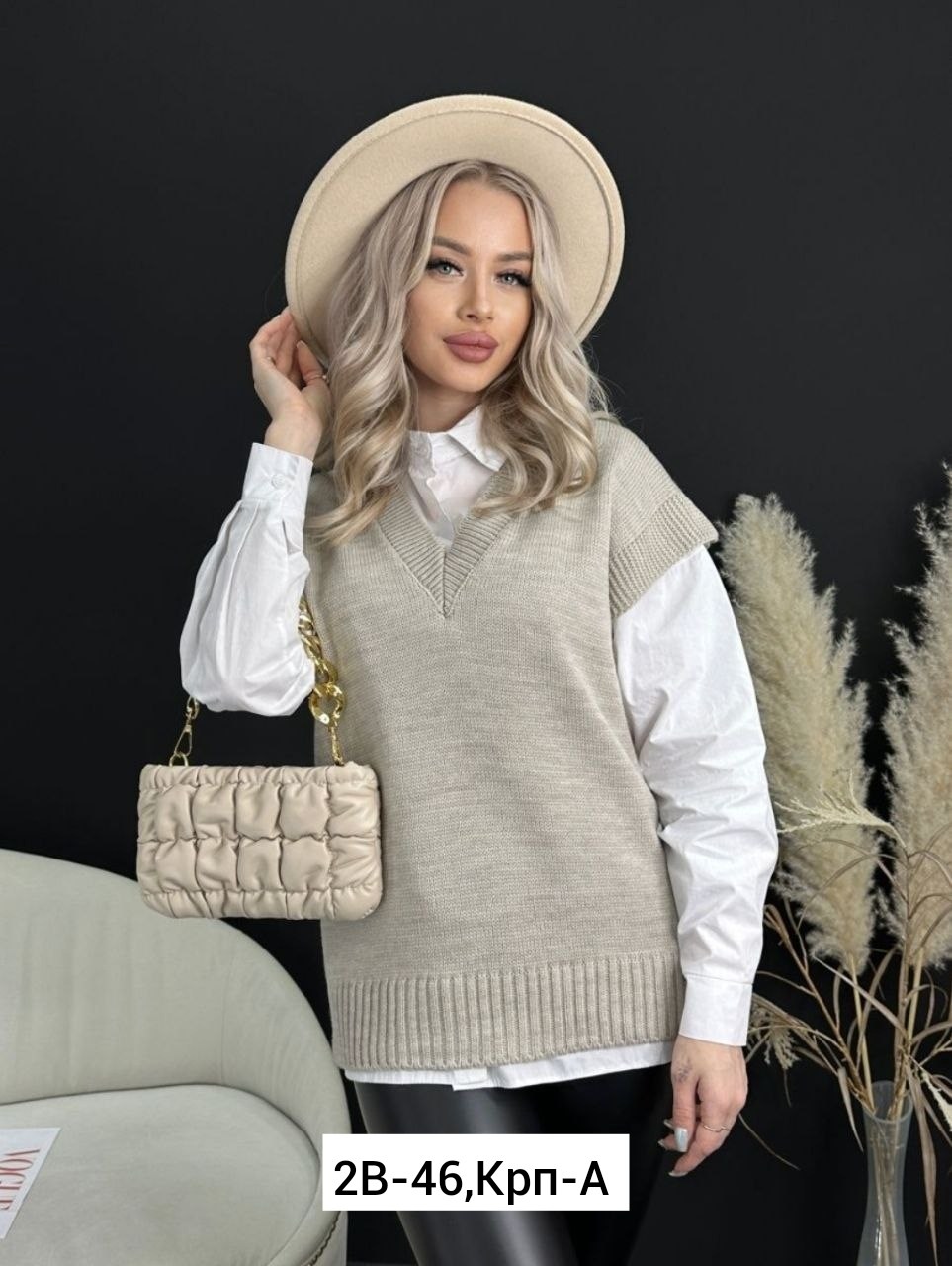 жилет вязаный,женская жилетка,жилетка вязаная,женский вязаный жилет,вязаная безрукавка