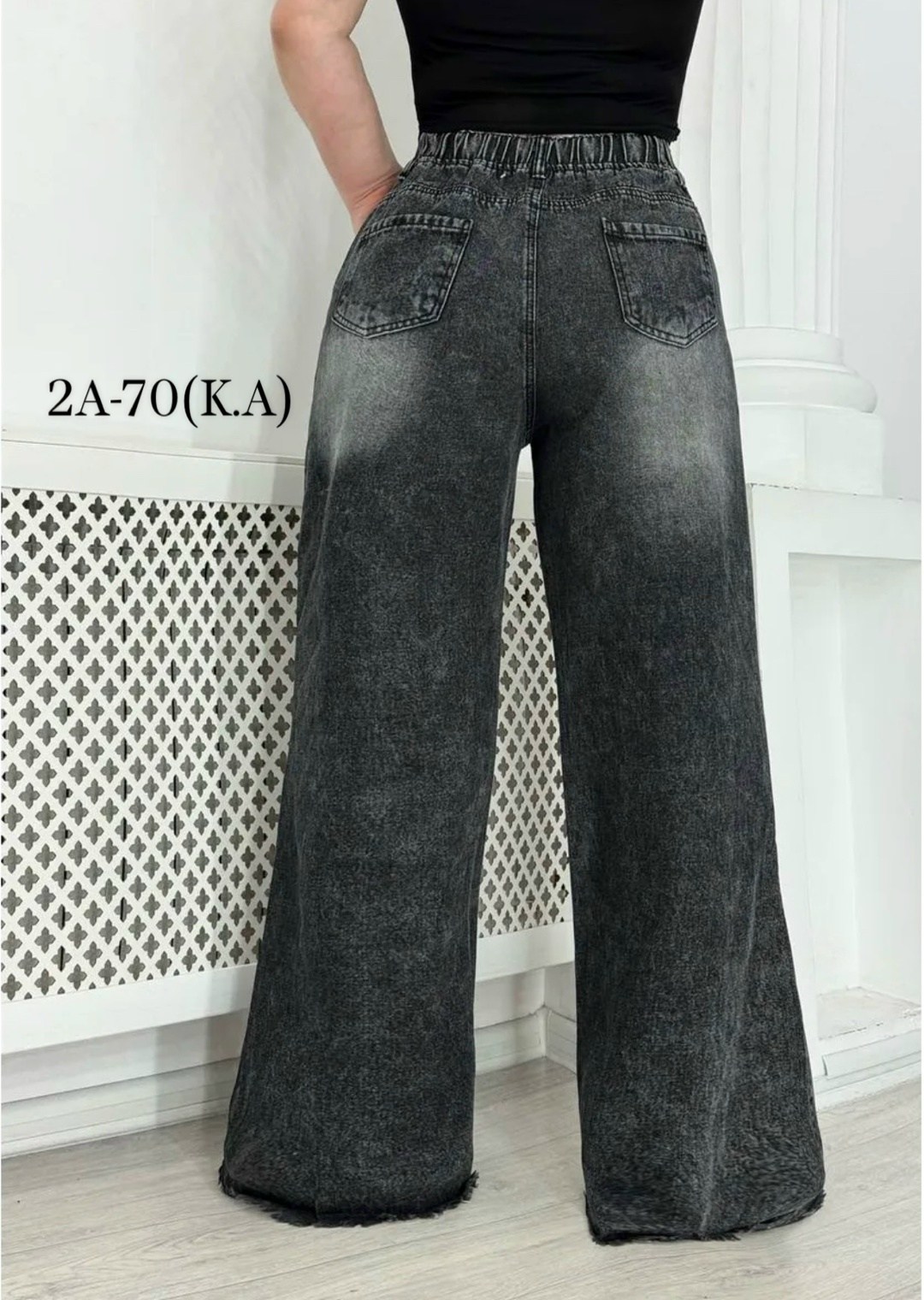 джинсы с широкими штанинами,джинсы широкие женские,широкие джинсы,джинсы женские,женские потертые джинсы с широкими штанинами