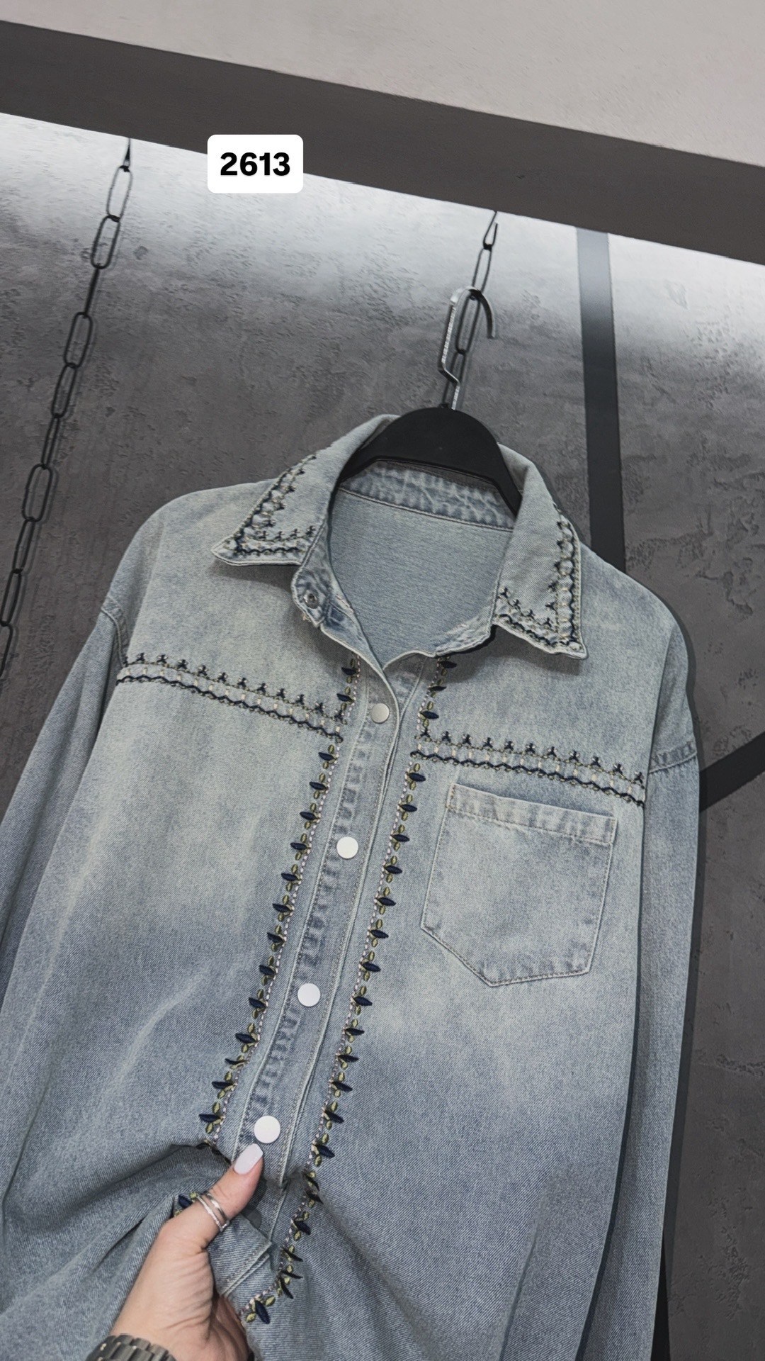 джинсовая куртка,женская джинсовая рубашка,джинсовые куртки женские,джинсовая куртка свободная,джинсовая куртка со стразами