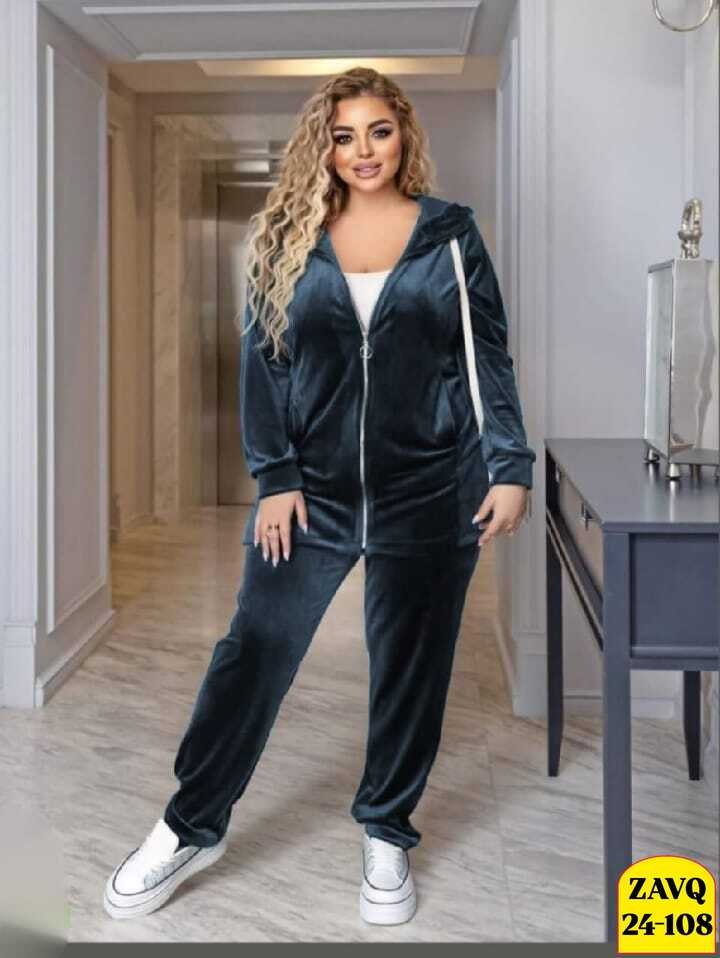 велюровый спортивный костюм больших размеров,костюм велюровый,велюровые костюмы для полных женщин,спортивный велюровый костюм,спортивный женский костюм больших размеров
