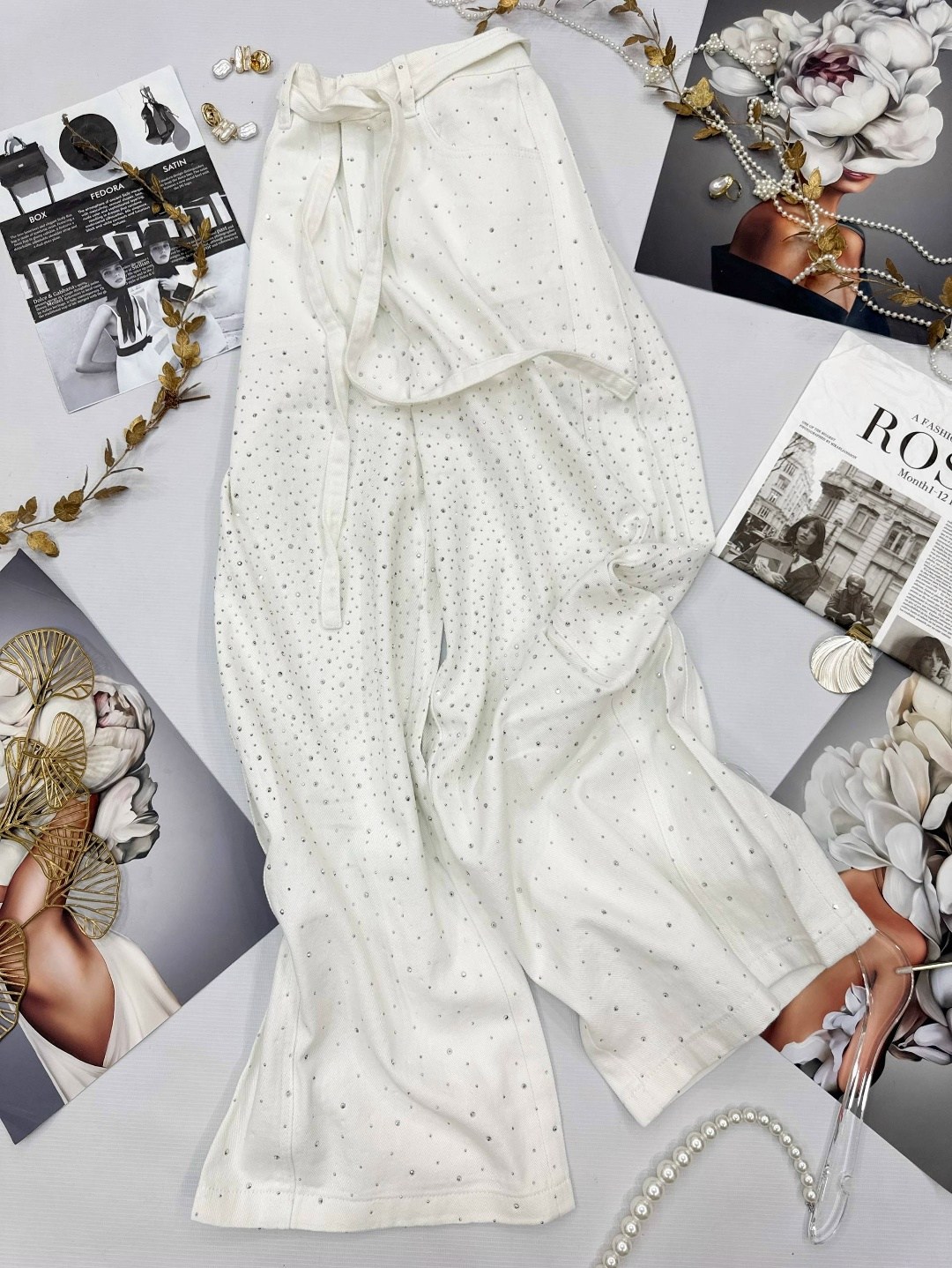 джинсы со стразами,женские джинсы со стразами,модные джинсы,женские джинсы,брюки джинсы