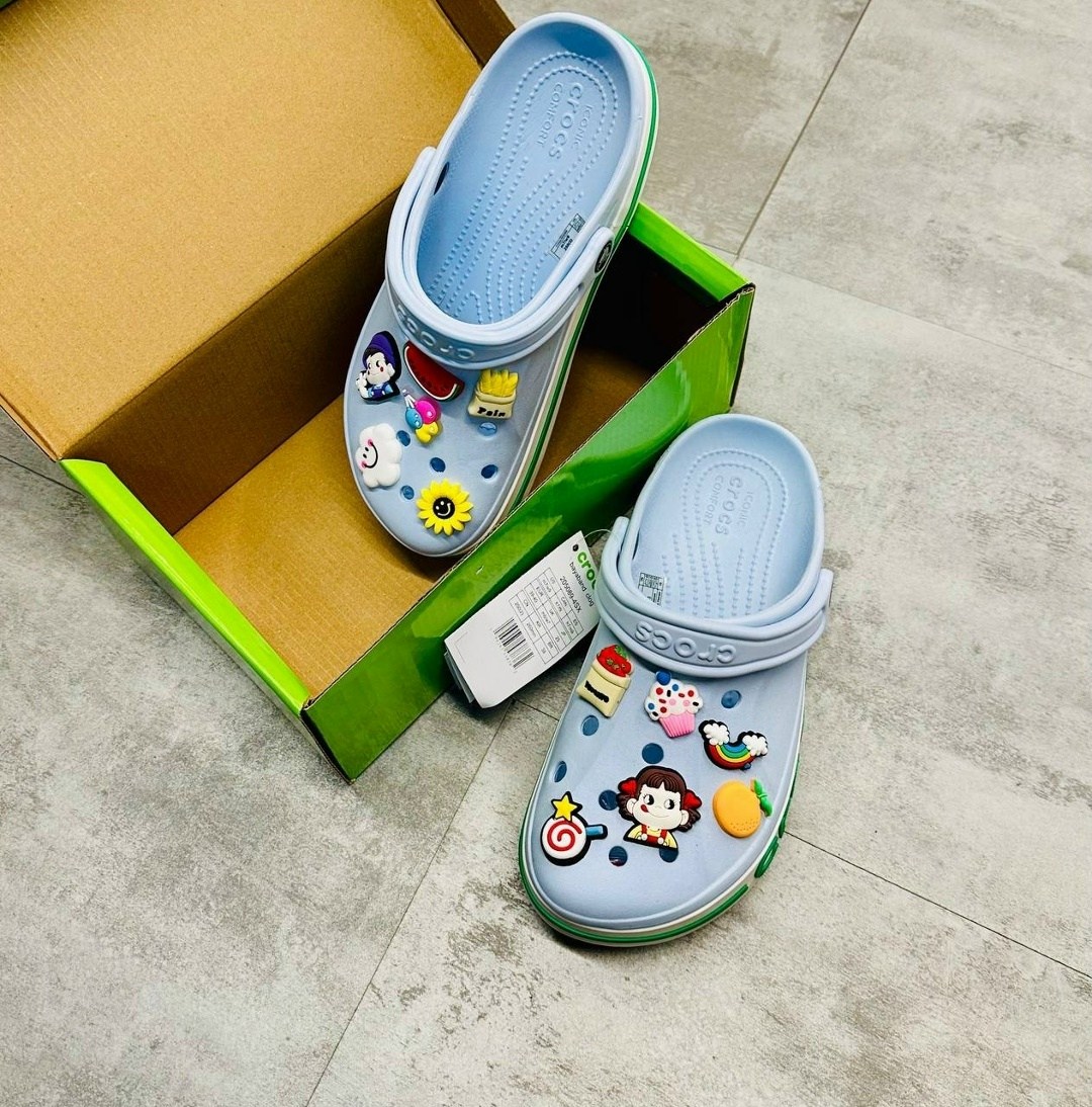 ,crocs jibbitz charms,сабо crocs,crocs bayaband clog,кроксы сабо детские