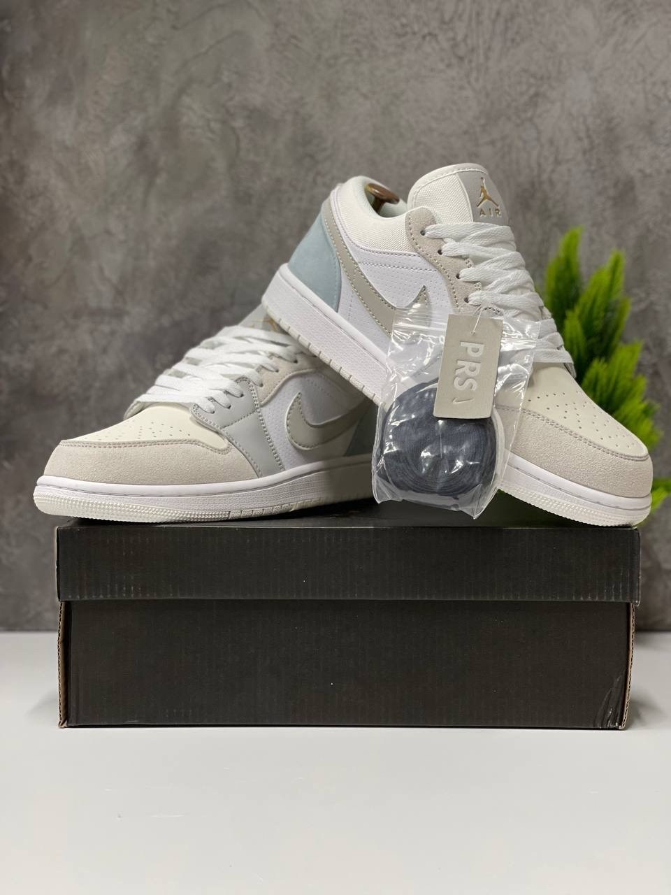 кроссовки nike air jordan 1 low,кросcовки nike air force 1,nike air jordan 1 low paris,кроссовки nike женские,nike air jordan 1 low paris grey