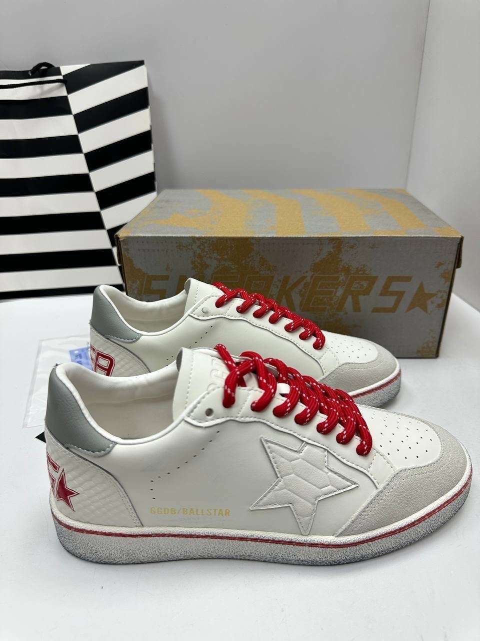 ,кроссовки golden goose ball-star low белый красный,кроссовки golden goose,кеды golden goose "ball star" красные,женские кроссовки