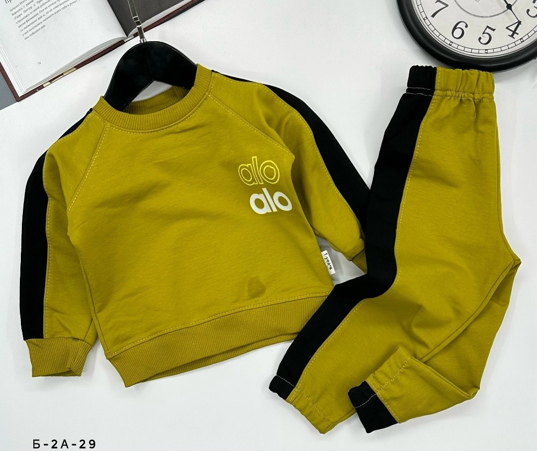 костюм спортивный для мальчика,спортивные костюм,костюм детский,комплект одежды для мальчика,детские костюмы