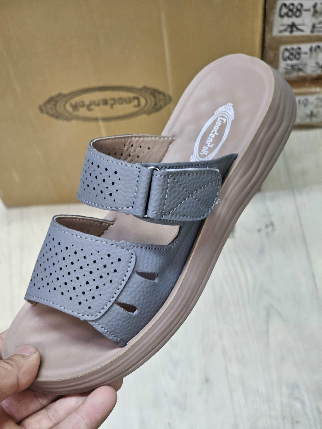 ,мужские шлепанцы,сандалии мужские,мужские шлепки,шлепки кожаные