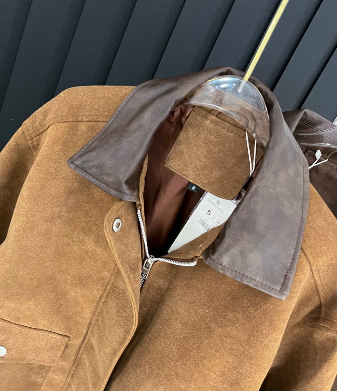 бомбер укороченный оверсайз замшевый куртка рабочего тренд saint shine,модная куртка,куртка бомбер,куртка замшевая,куртка оверсайз