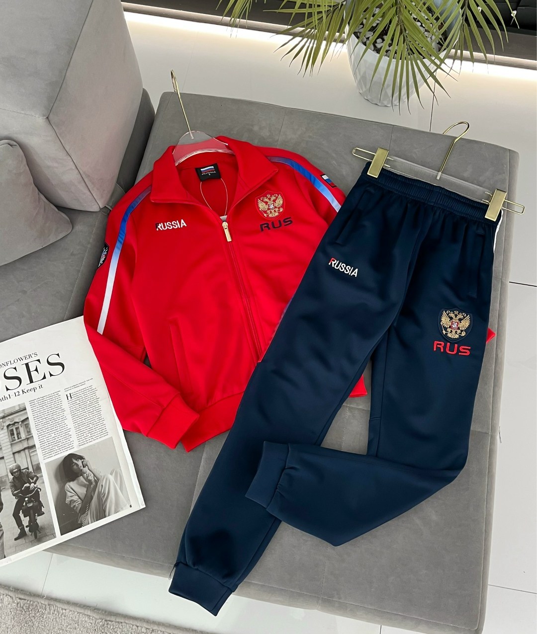 спортивный костюм russia,мужской спортивный костюм russia,спортивный костюм forward russia,белый парадный костюм форвард,спортивный костюм russia цвет белый