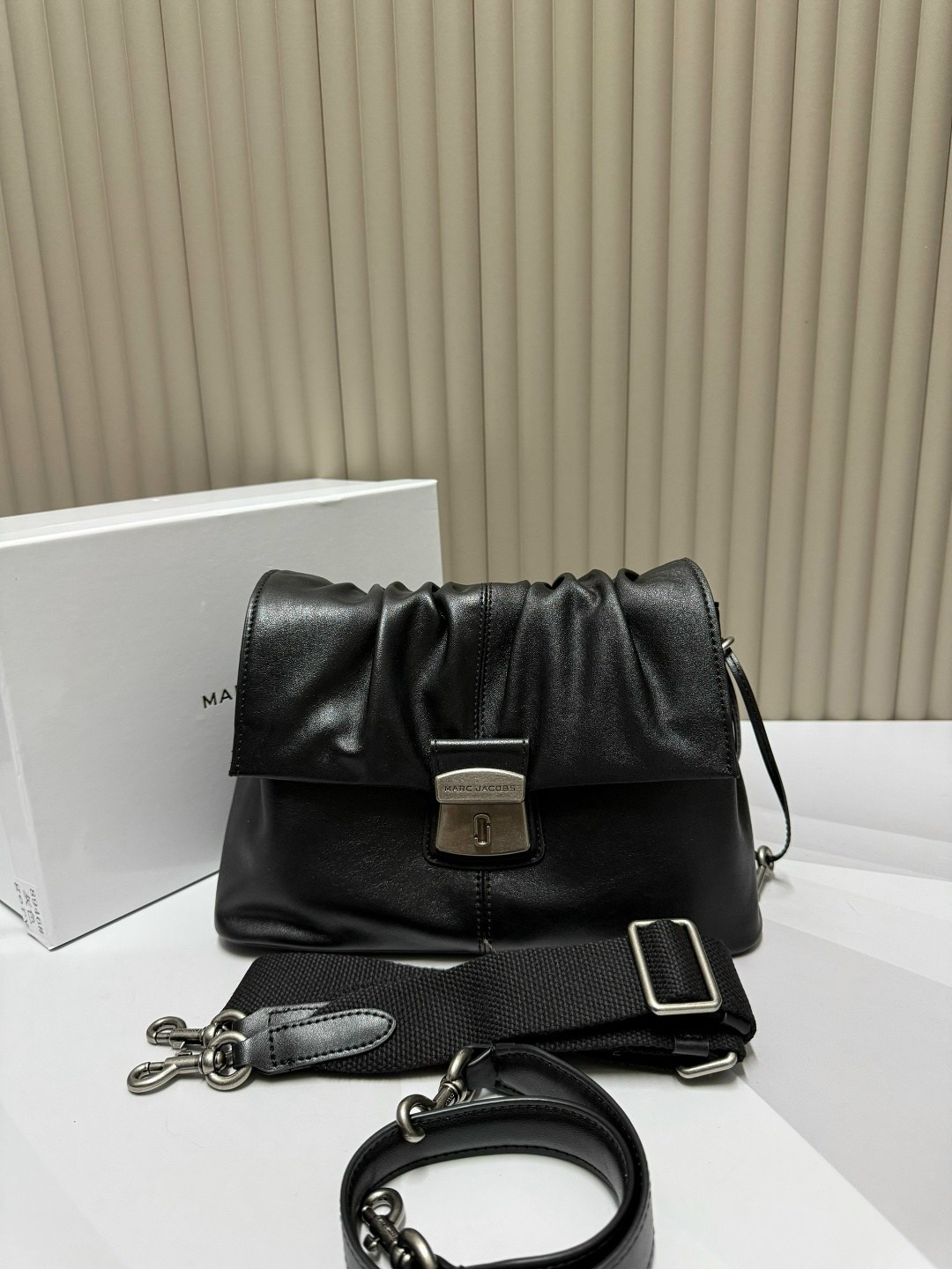 сумка,сумки женская,бежевая сумка,сумки на плечо,модная женская сумка