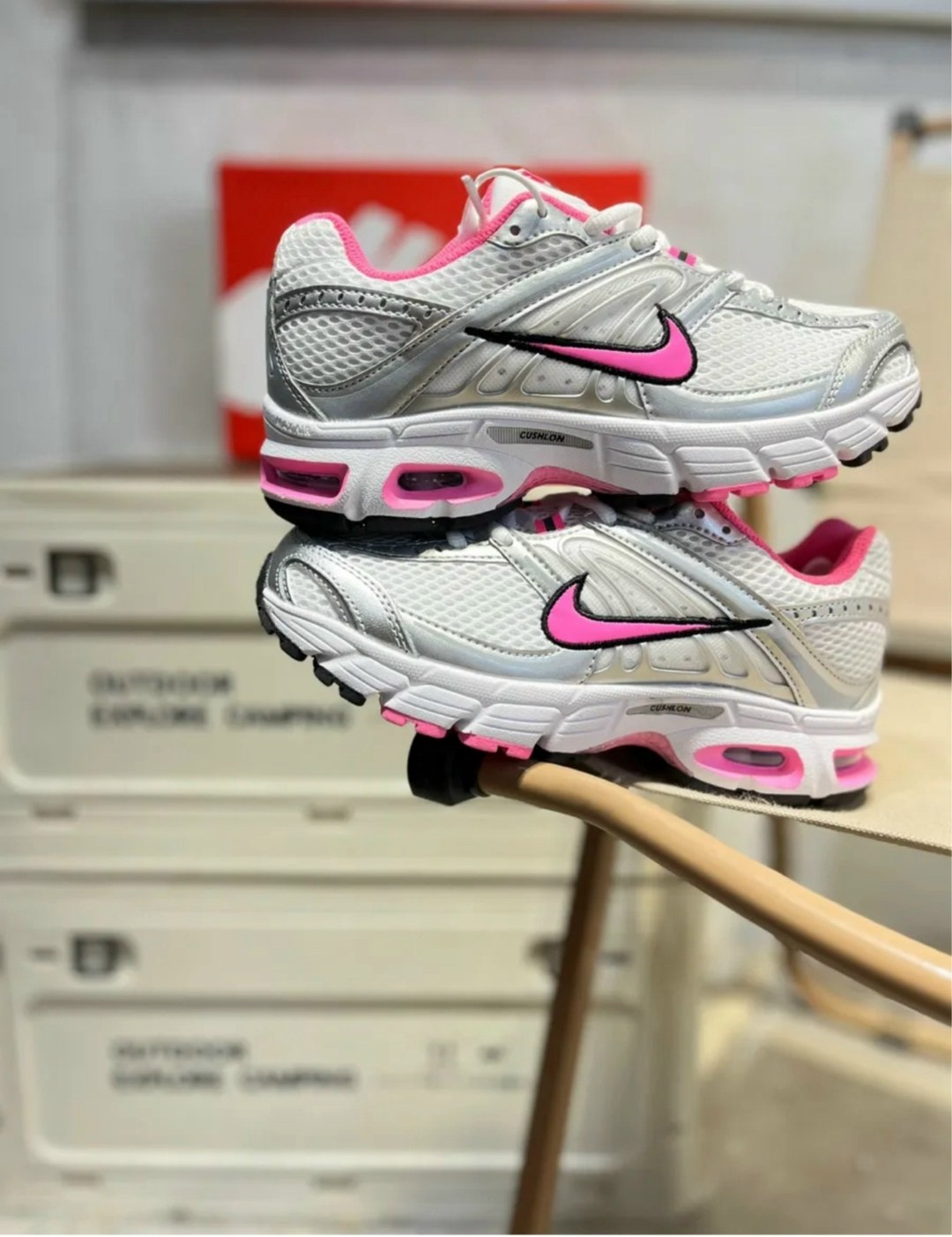 женские кроссовки nike air zoom vomero 5,кроссовки nike,кроссовки,кроссовки nike air zoom vomero 5 розовый,кроссовки nike air max