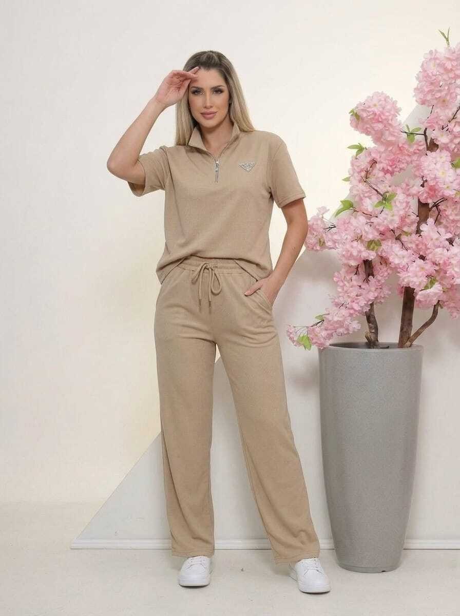 костюмы женские,костюмчик,костюм с брюками,женский спортивный костюм,трикотажные костюмы