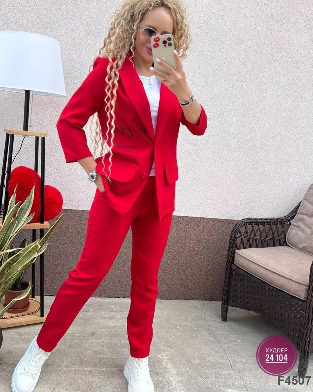 костюм двойка модный,костюм брючный двойка,женский брючный костюм двойка,брючный костюм,женские костюмы двойки