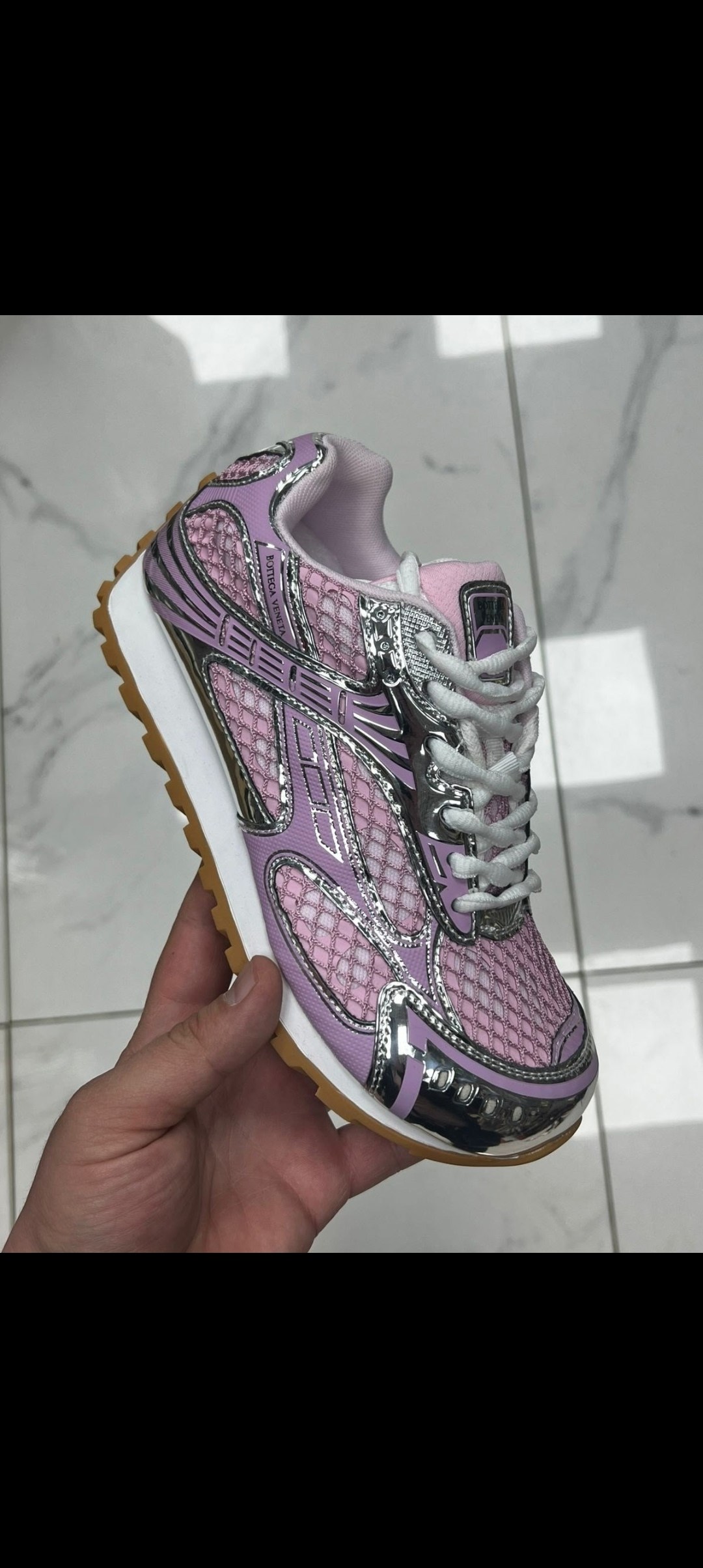 кроссовки,кроссовки bottega veneta,кроссовки дизайнерские,повседневные кроссовки,кроссовки женские