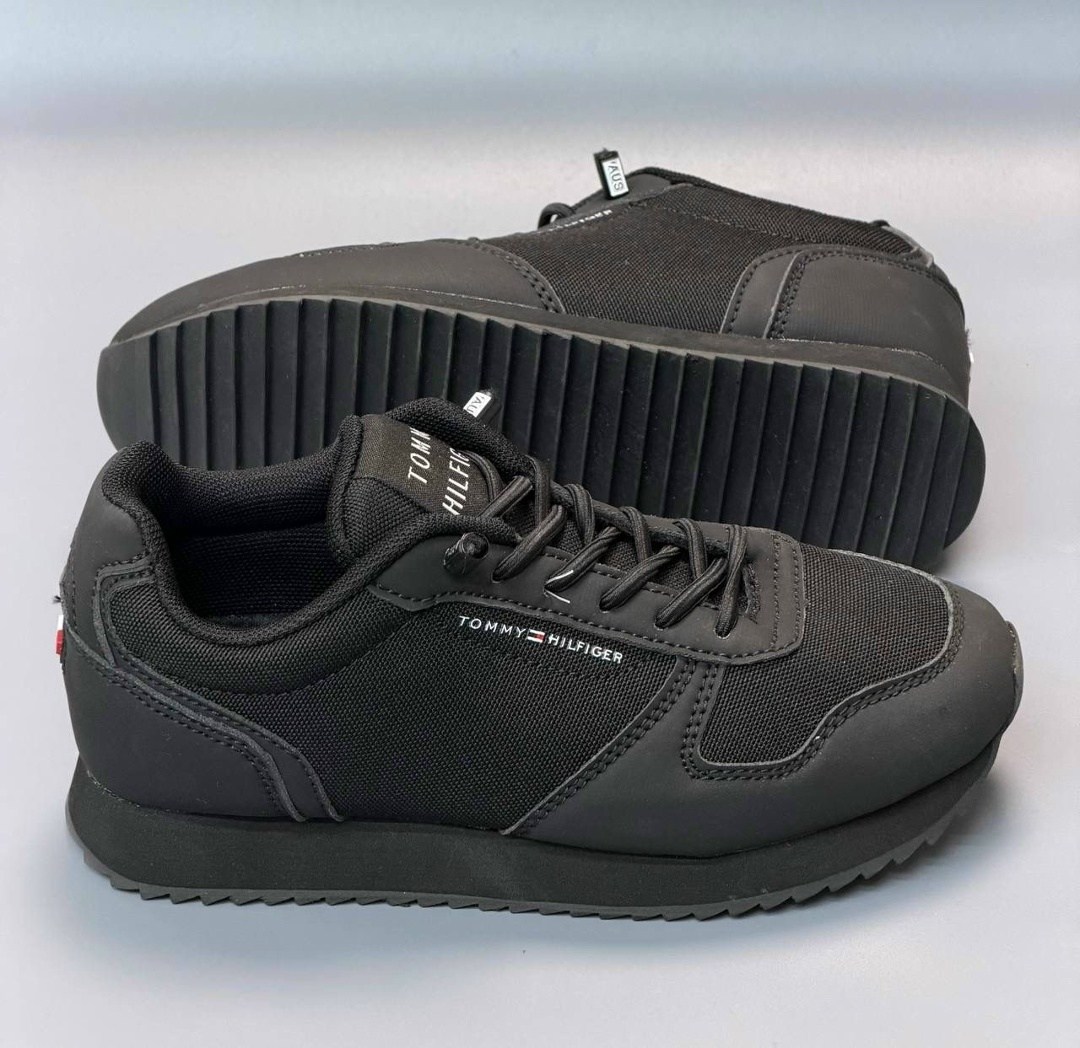 мужские кроссовки,,кроссовка мужской,черные кроссовки,мужская  кроссовки