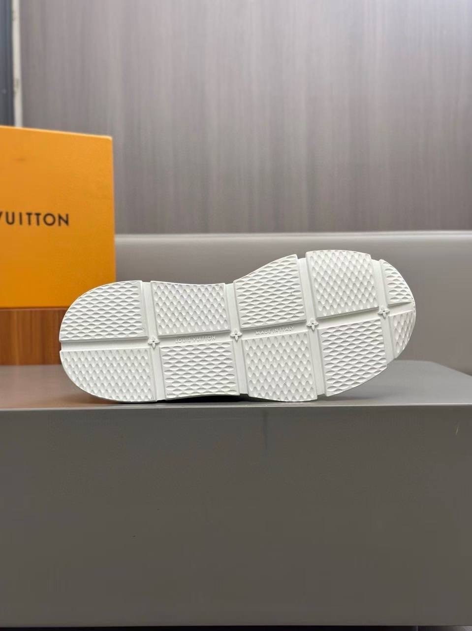 кроссовки louis vuitton,louis vuitton кроссовки мужские,кроссовки louis vuitton кроссовки louis vuitton,кроссовки луи виттон,кроссовки louis vuitton run away мужские