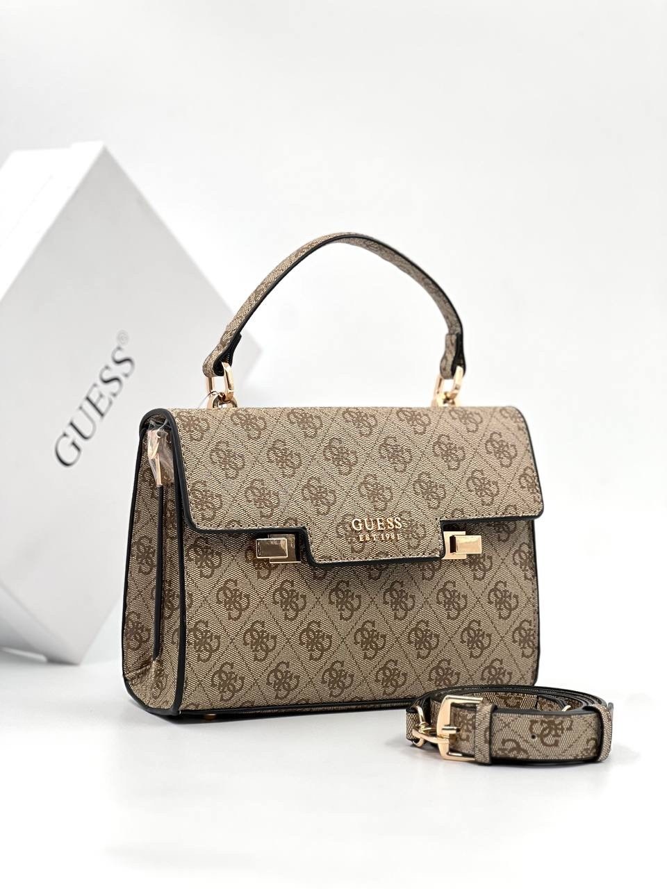 сумка женская guess,сумка guess,guess сумка через плечо,сумка на плечо guess,белая сумка guess