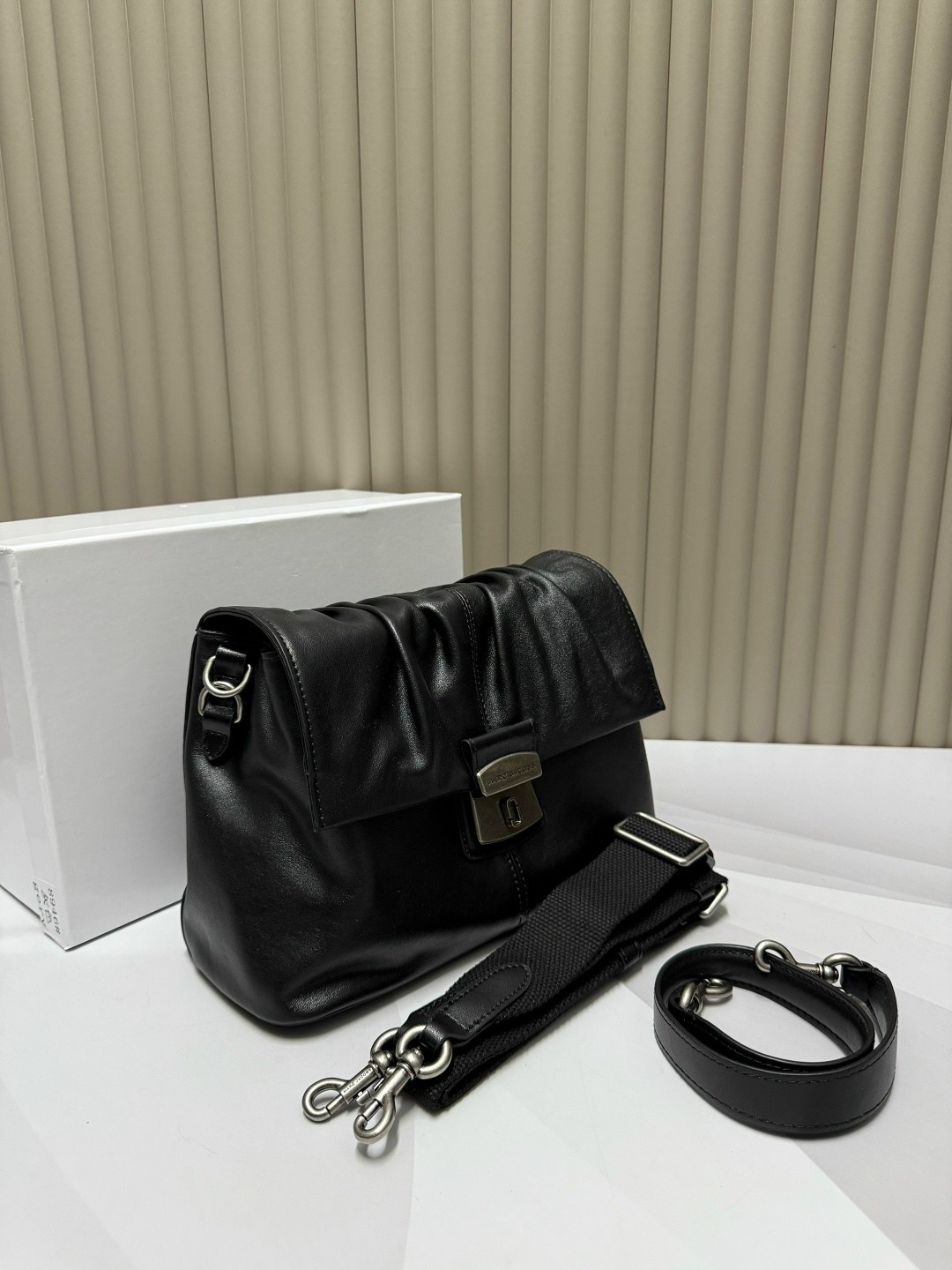 сумка,сумки женская,бежевая сумка,сумки на плечо,модная женская сумка