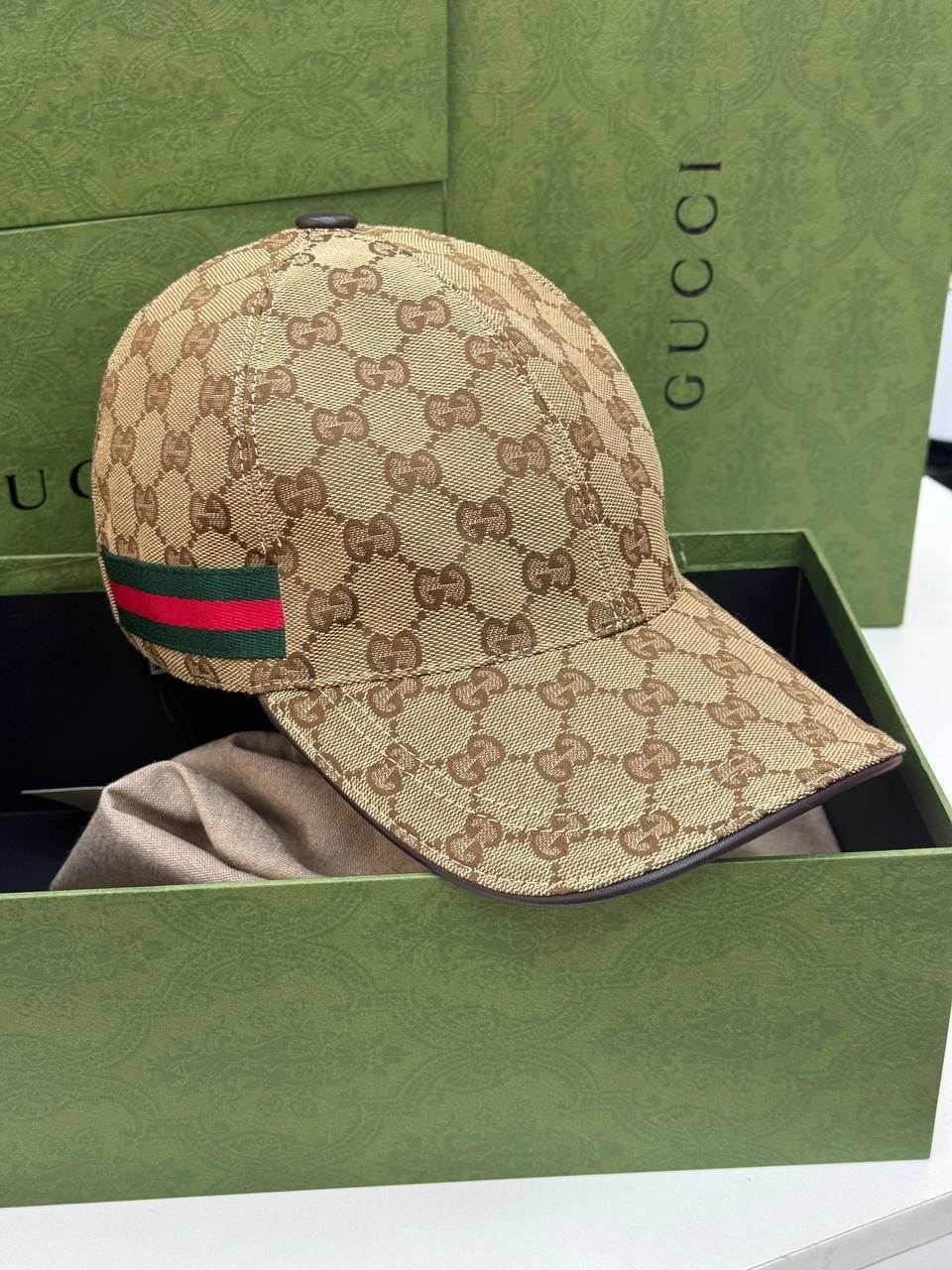 бейсболка gucci,кепка нью эра гуччи,кепка гуччи оригинал женская,кепка gucci,кепка гуччи