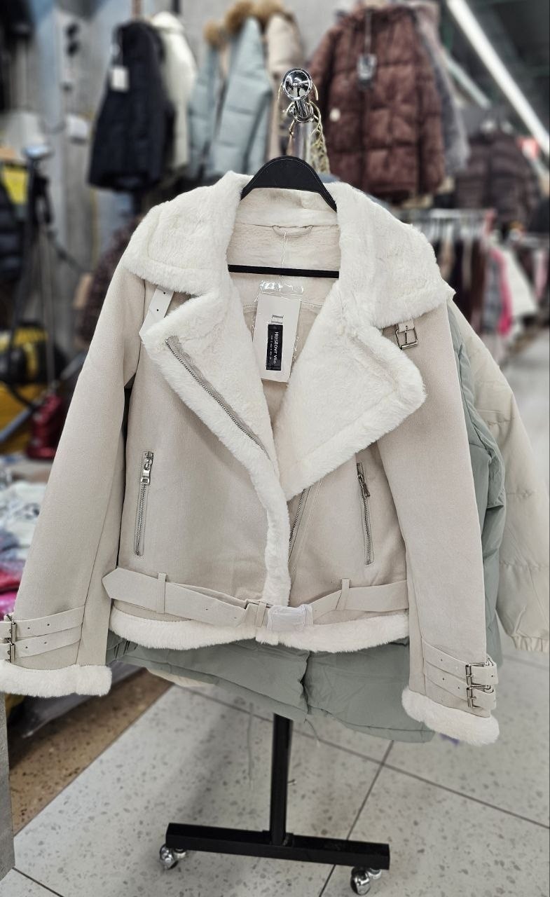 зимний стиль одежды,зимняя мода,светлые зимние образы,зимняя одежда,зимний стиль