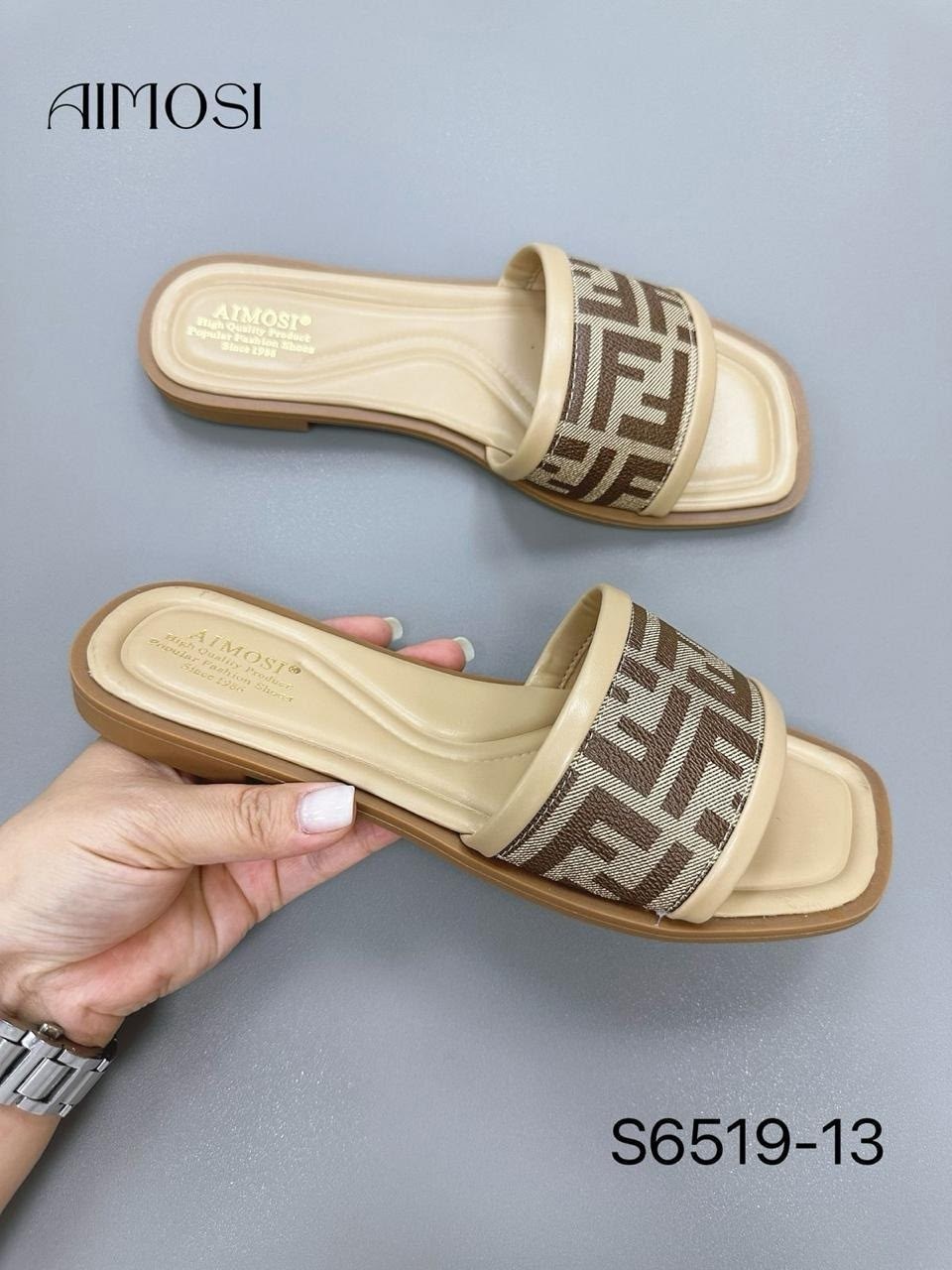 женские шлепанцы,,женские шлепки,женские босоножки,тапочки модные