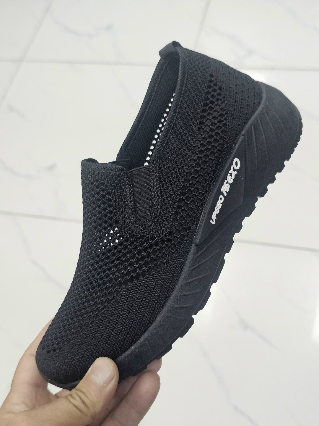 кроссовки,кроссовки женскиe,спортивная ,повседневная ,женская