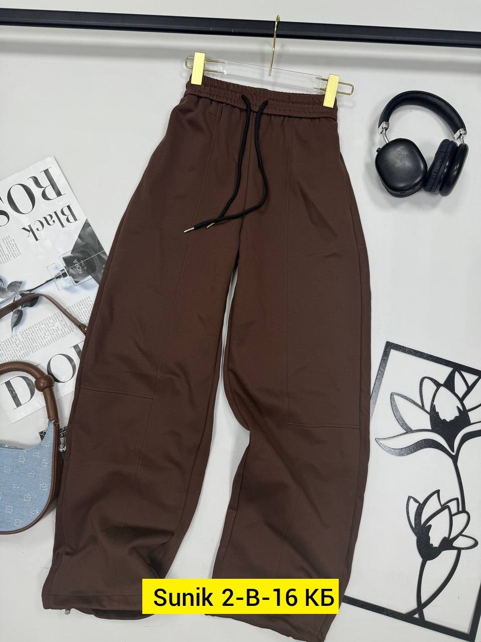 серые штаны женские спортивные свободные,брюки спортивные,штаны на флисе,спортивные штаны,женские спортивные штаны