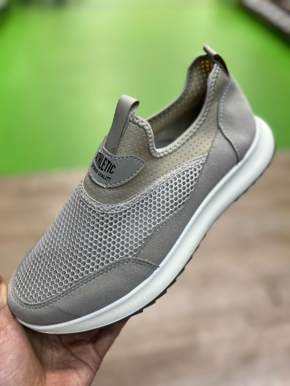 ,женские кроссовки,спортивная ,повседневные кроссовки,повседневная