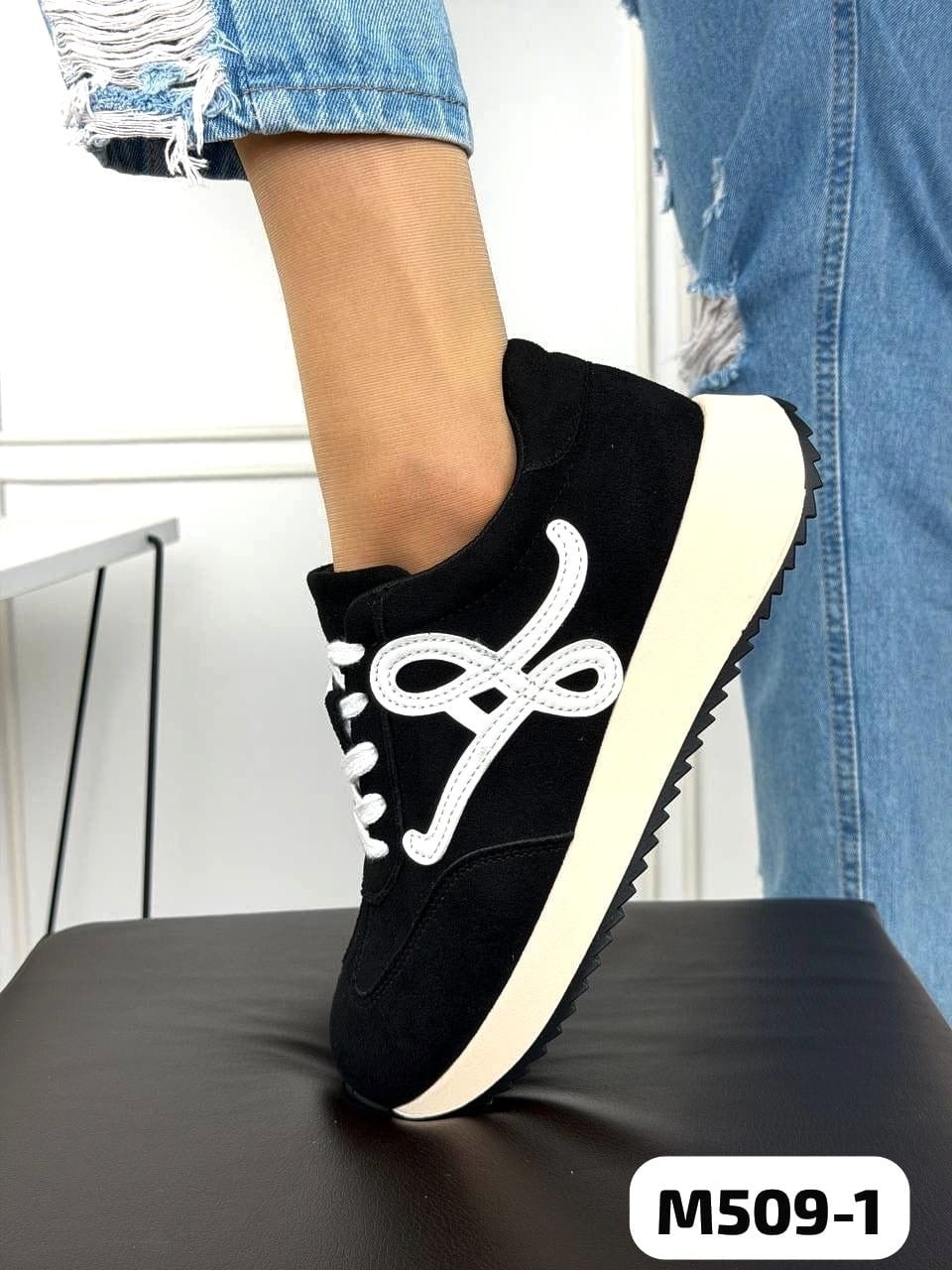 ,кроссовки женскиe,замшевые кроссовки,кроссовки для девушек,стильные кроссовки