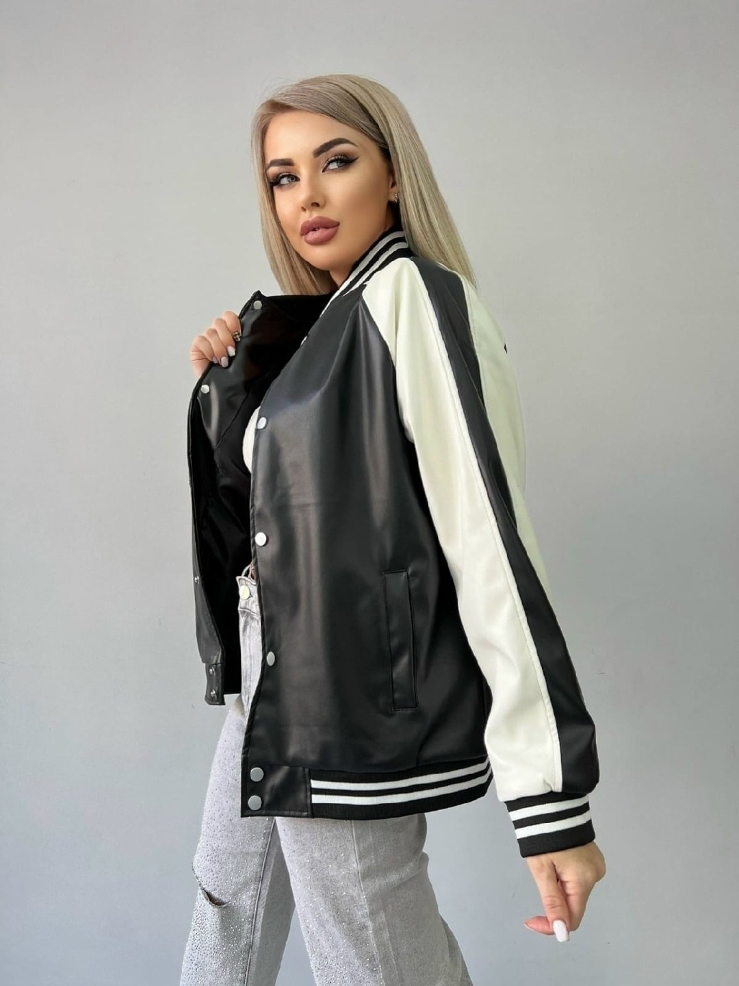 куртка бомбер,женская куртка бомбер,бомбер женская,легкая куртка,женская куртка